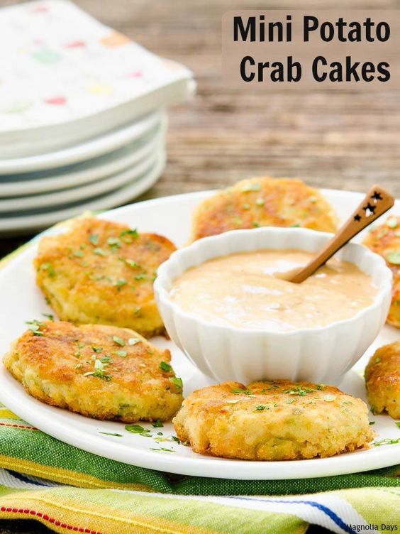 Crab Cakes with Mashed Potatoes