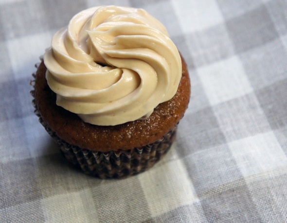 Cupcake with Caramel Frosting