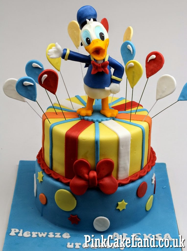 Donald Duck Birthday Cake