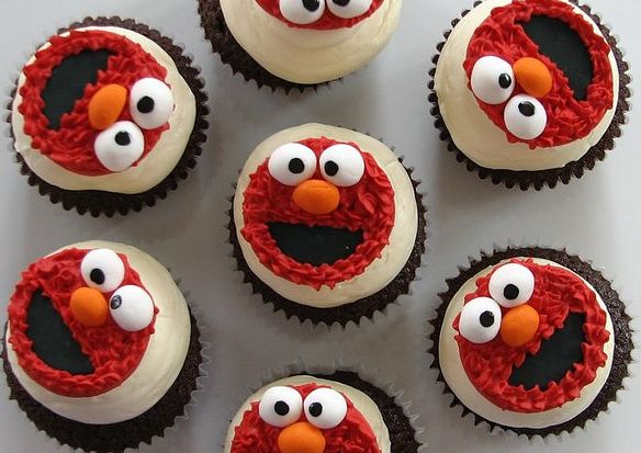 Elmo Cupcakes