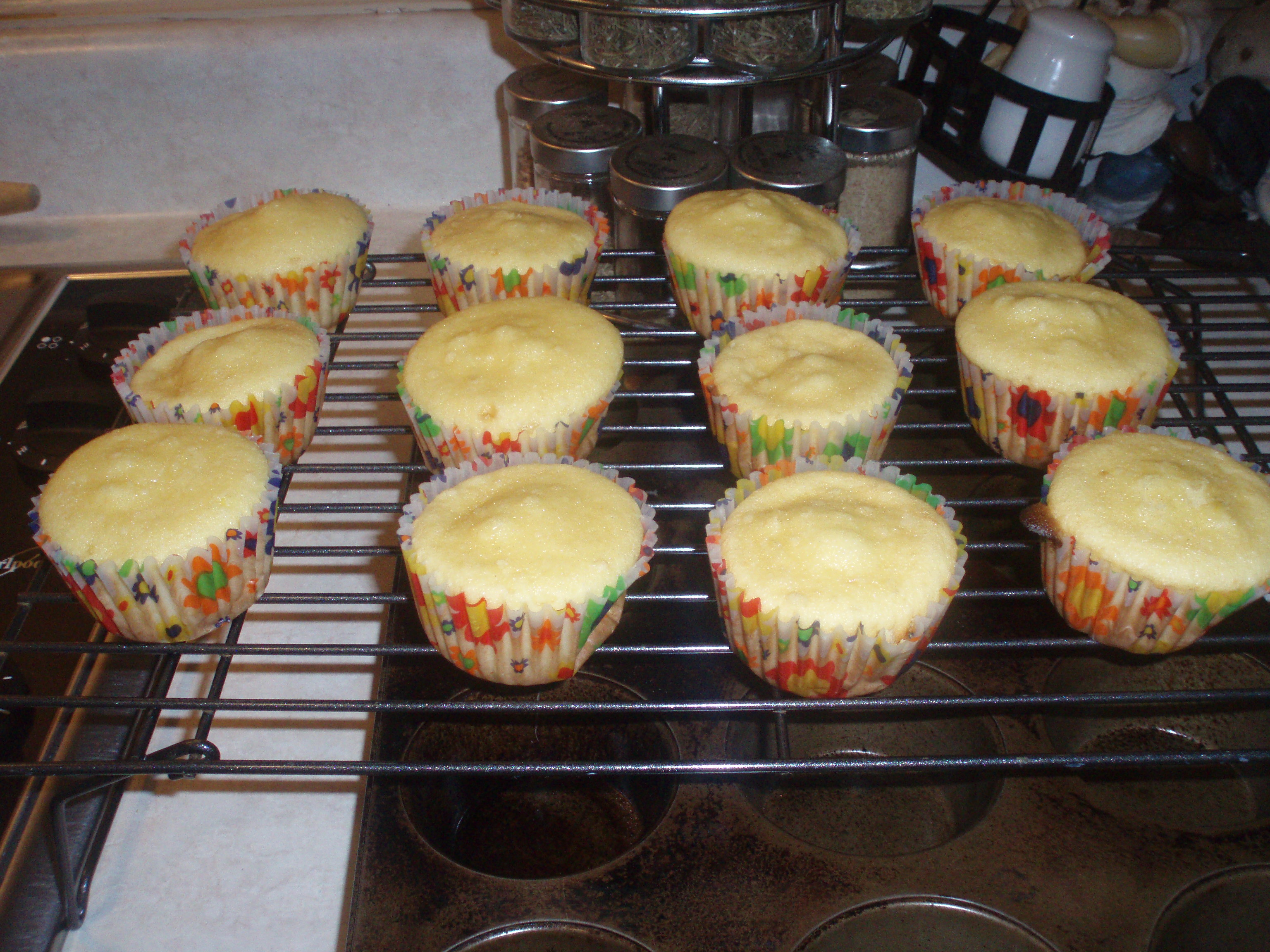 Filled Cupcakes Using Yellow Cake Mix