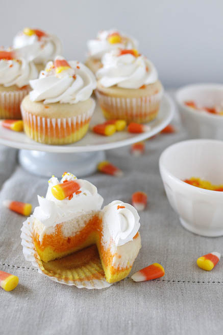 Halloween Cupcakes with Candy Corn Halloween Cupcakes with Candy Corn