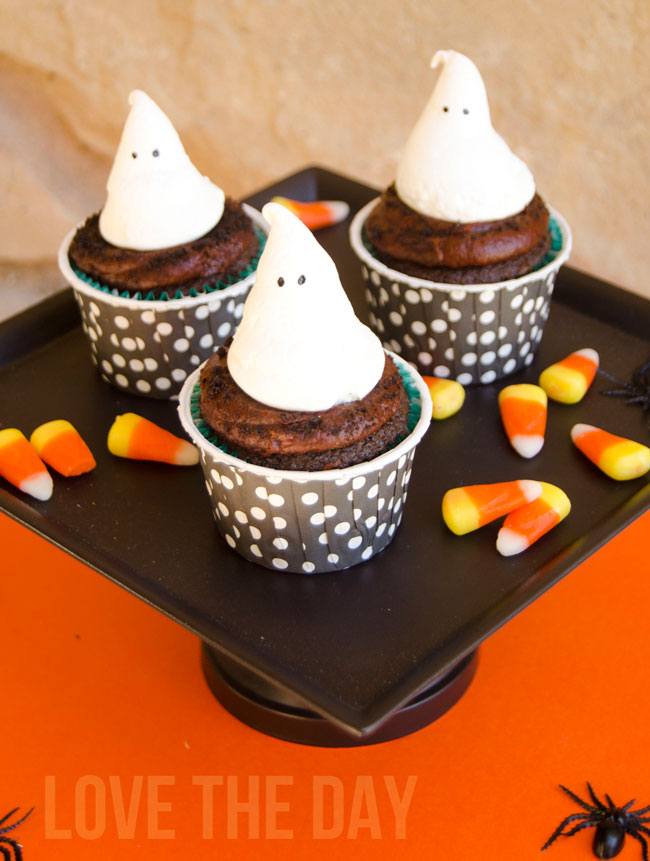 Halloween Ghost Cupcakes