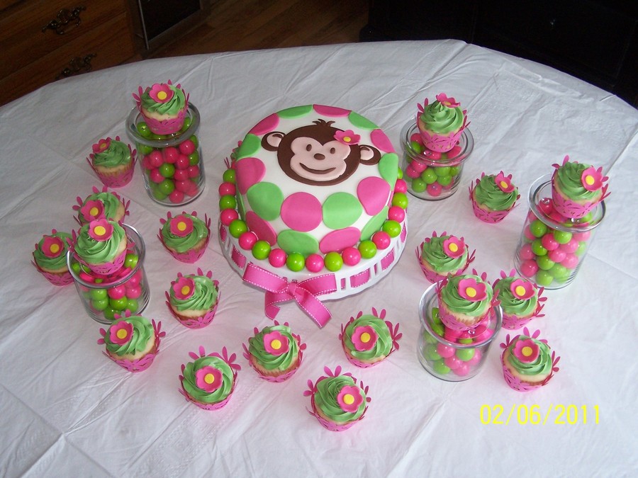 Monkey Cupcake Cake