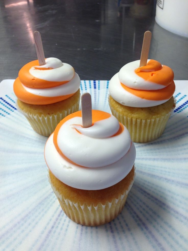 Orange Creamsicle Cupcakes