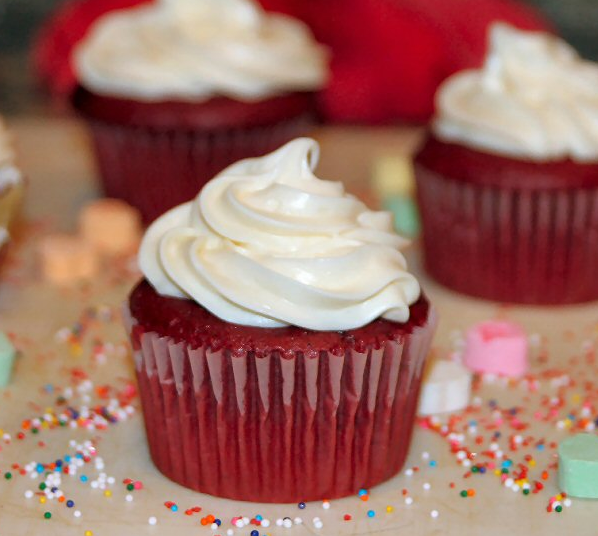 Red Velvet Cupcakes with Cream Cheese Red Velvet Cupcakes with Cream Cheese