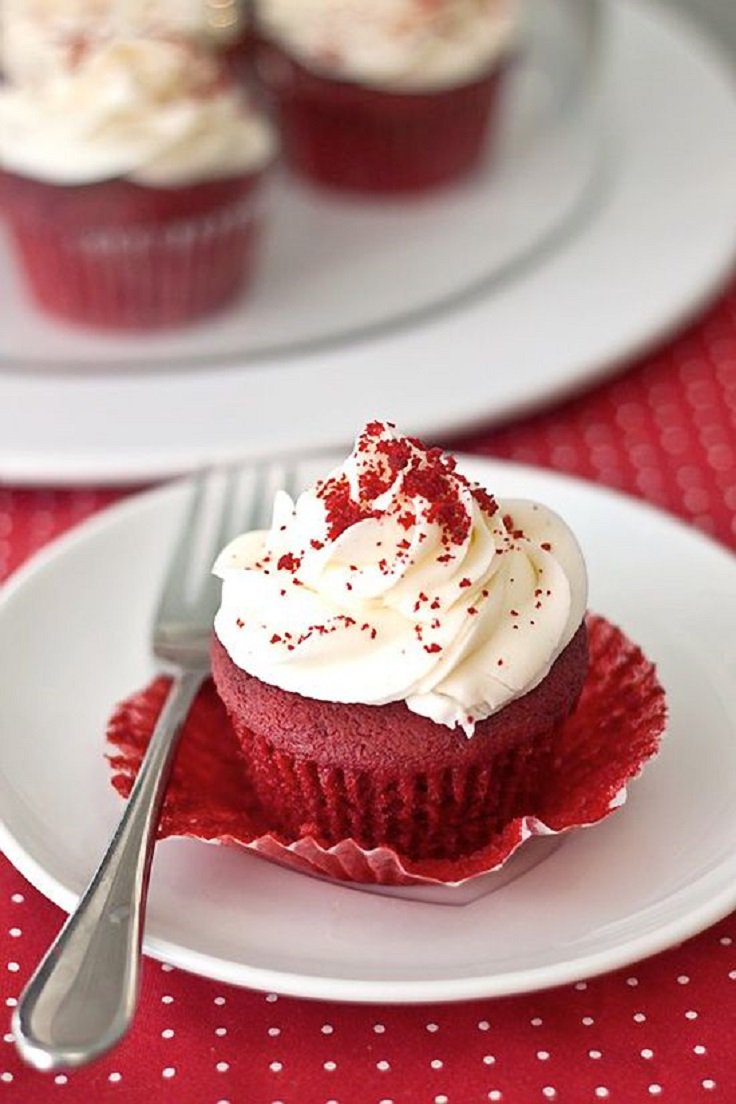 8 Photos of Valentine's Red Velvet Cupcakes