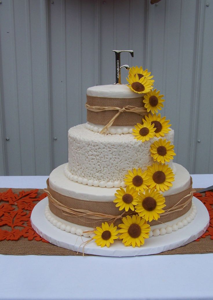 Rustic Wedding Cake with Sunflowers Rustic Wedding Cake with Sunflowers