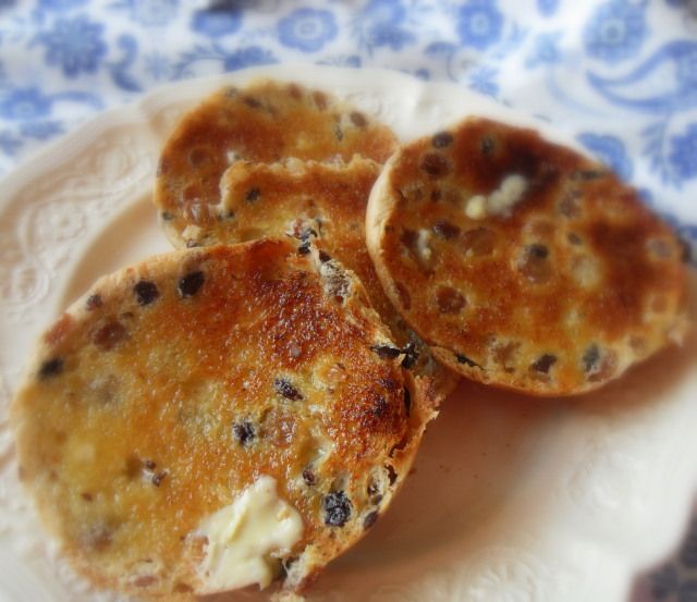 Toasted Tea Cakes English