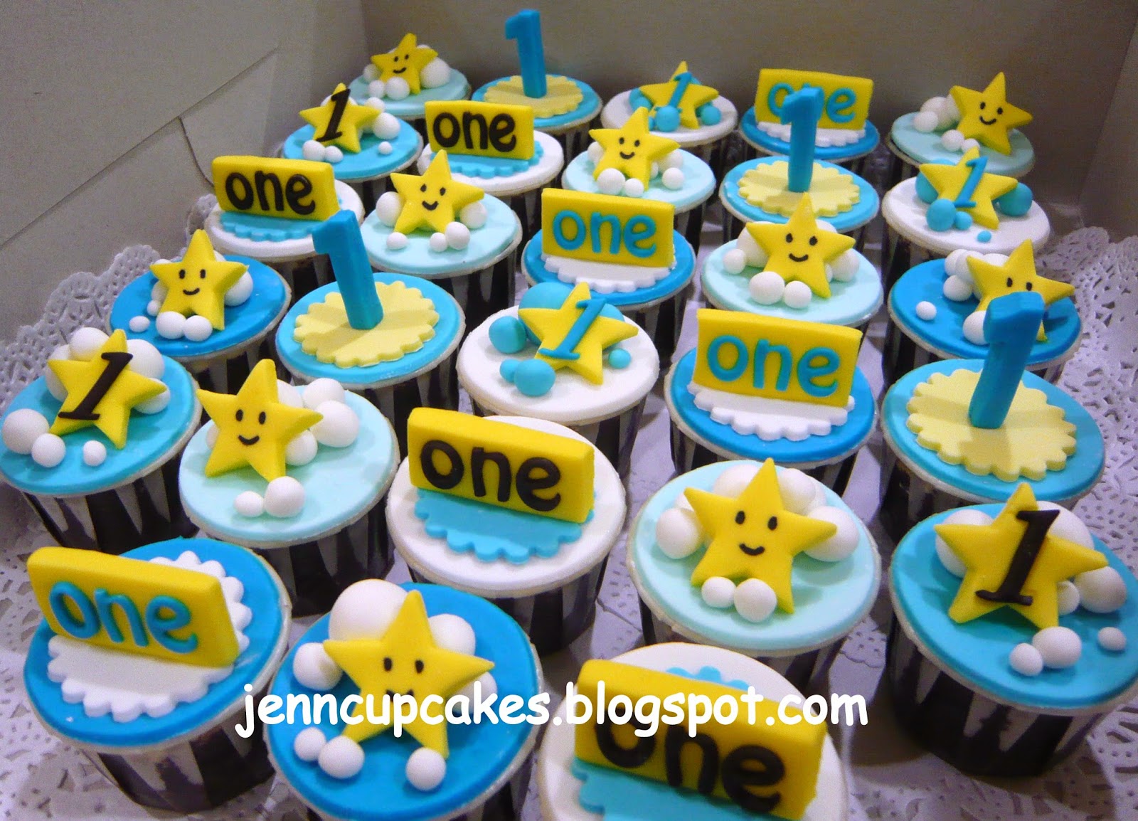 Twinkle Little Star Cupcakes