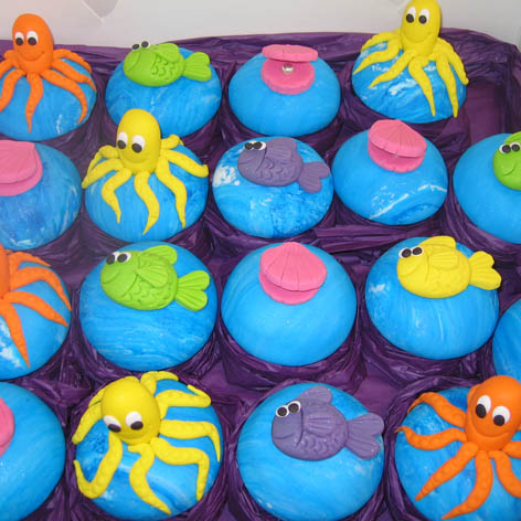 Under the Sea Cupcake Cake Idea Under the Sea Cupcake Cake Idea