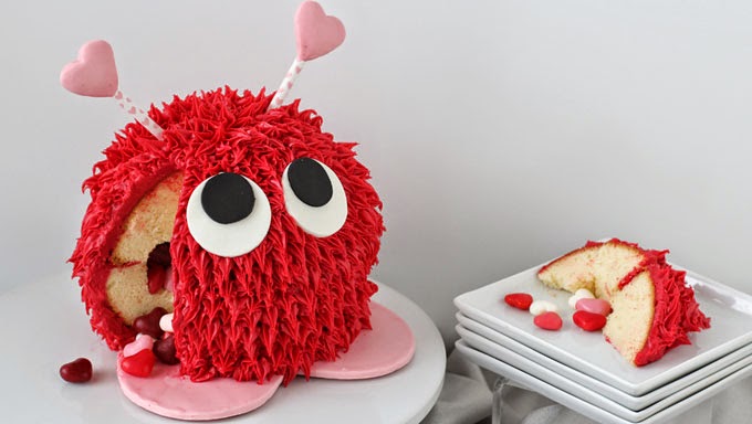 Valentine's Day Cake Pinata