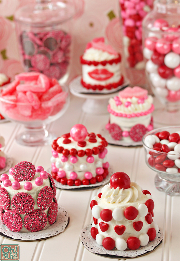 Valentine's Day Mini Cakes