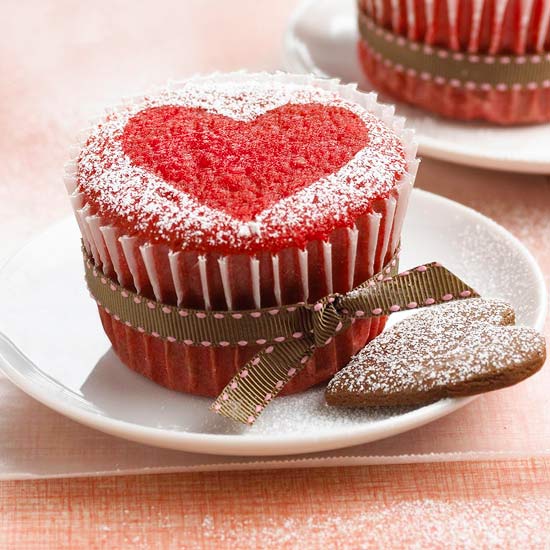 Valentine's Day Red Velvet Cupcakes