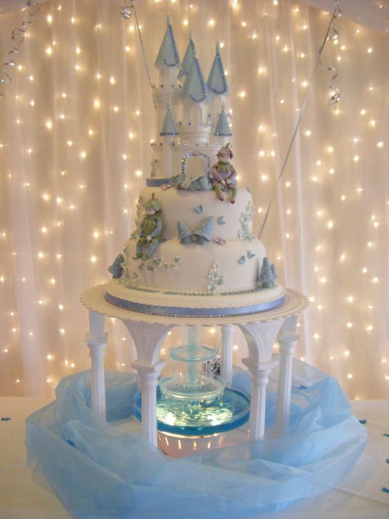 Wedding Cakes with Fountains