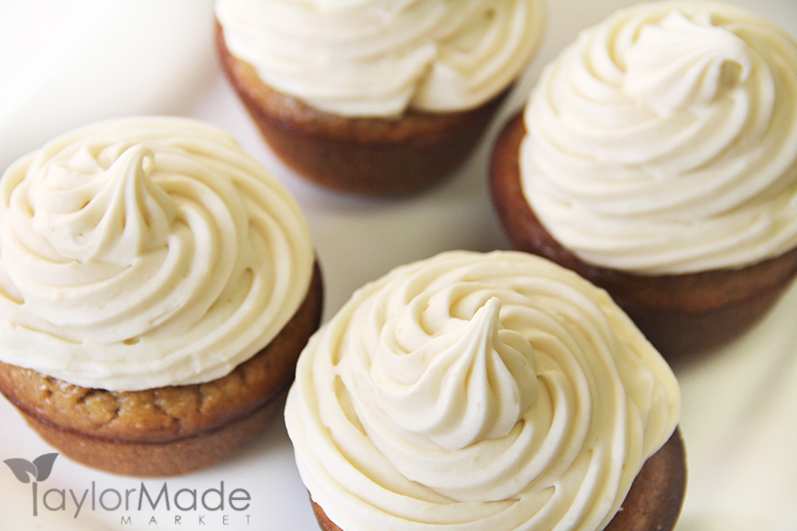 Banana Bread with Cream Cheese Frosting Cupcakes
