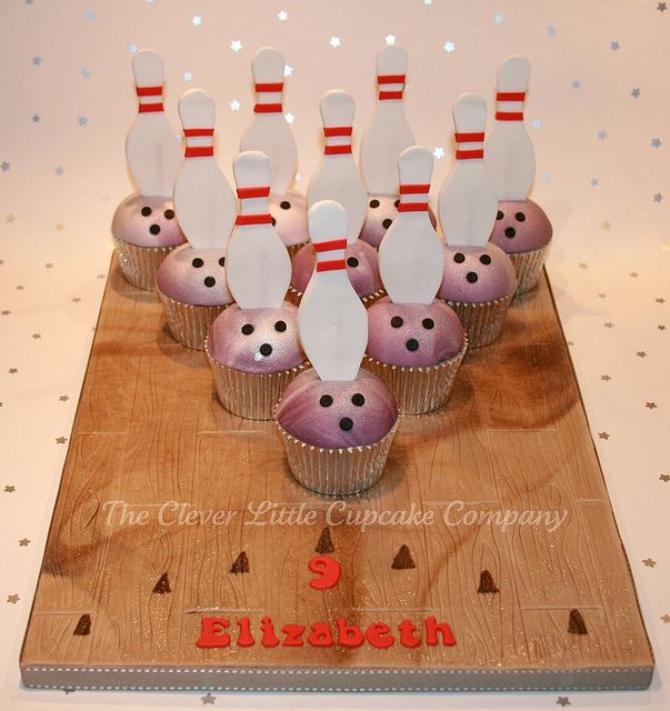 Bowling Cupcakes