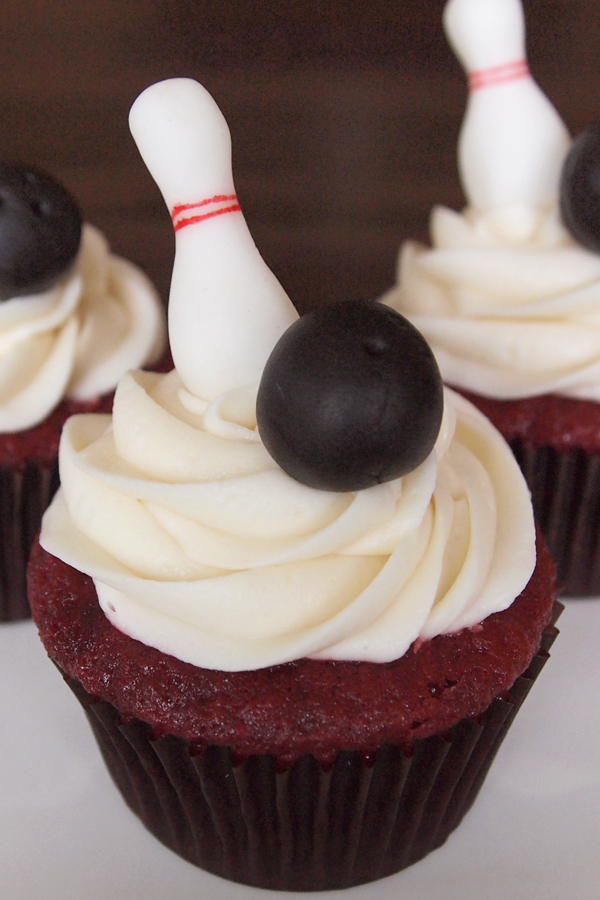 Bowling Pin Cupcake Cake