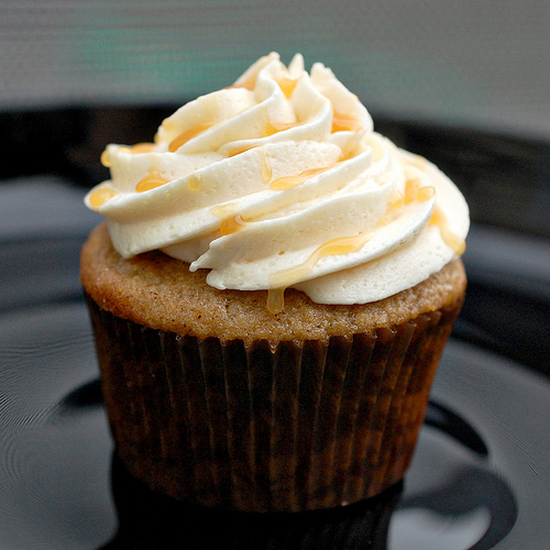 Caramel Apple Cupcakes