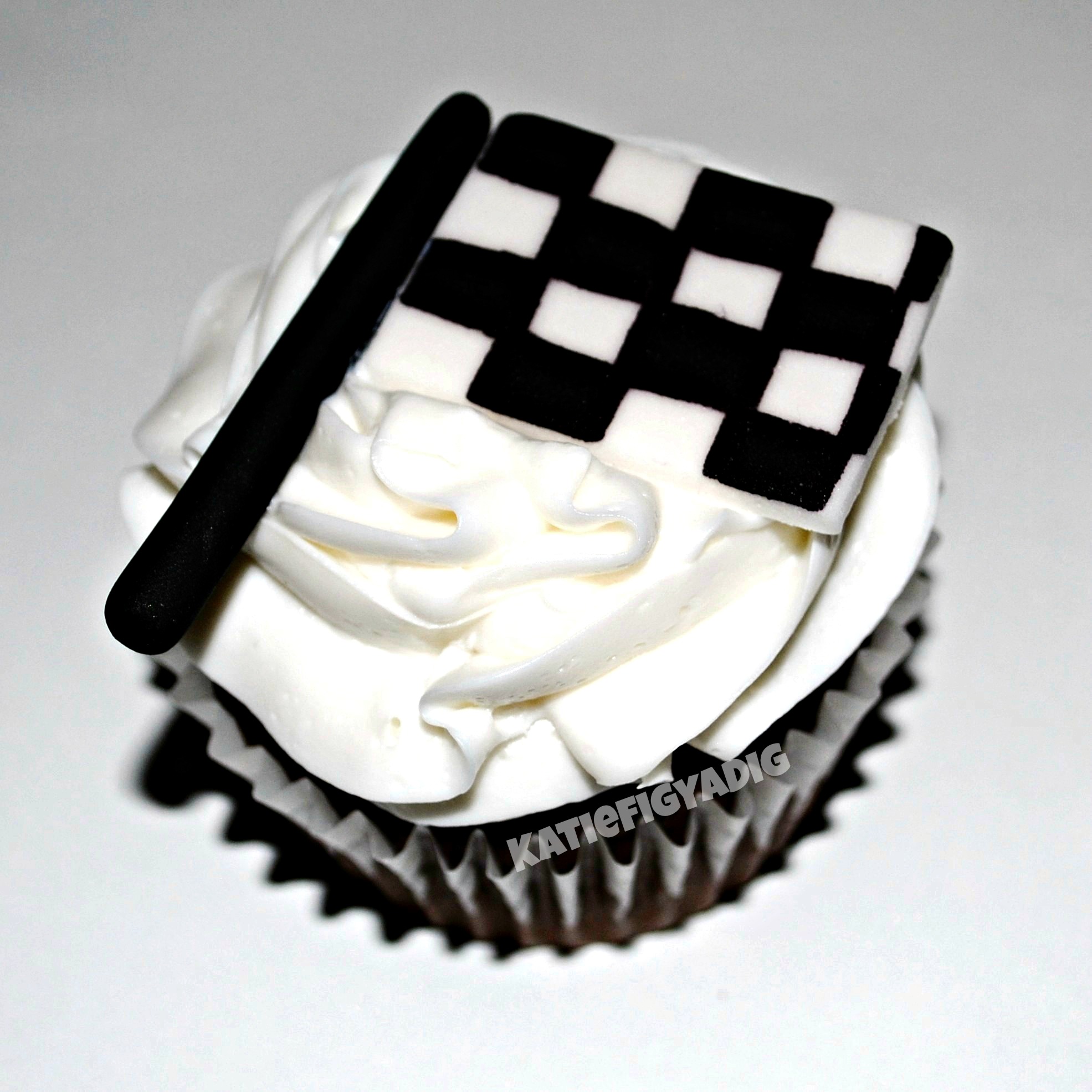 Checkered Flag Cupcake Cake