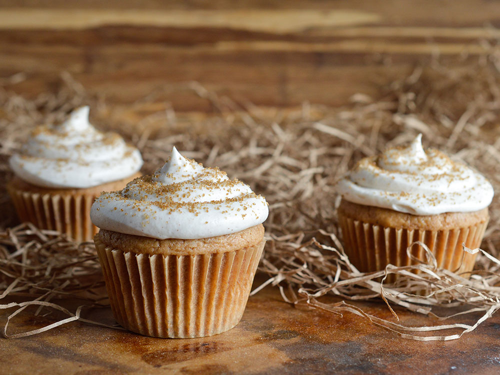 Cinnamon-Spiced Cupcakes with Cream Cheese Frosting Cinnamon-Spiced Cupcakes with Cream Cheese Frosting