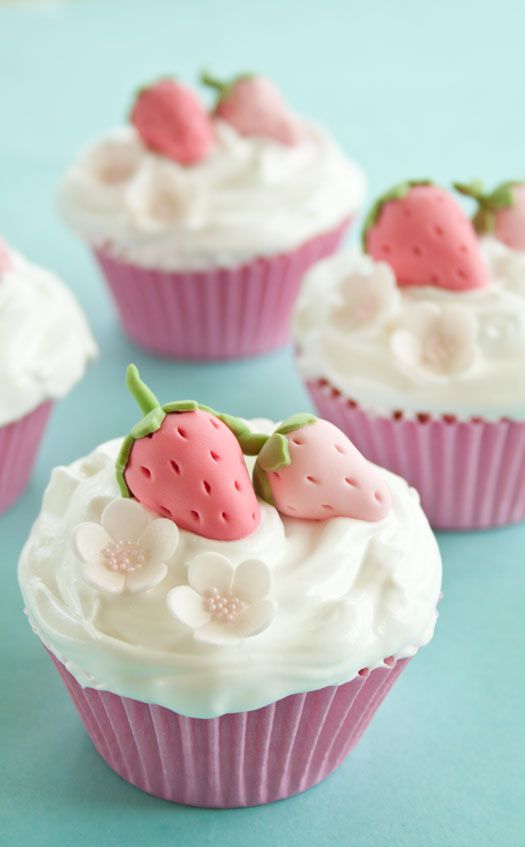 Cute Strawberry Cupcakes