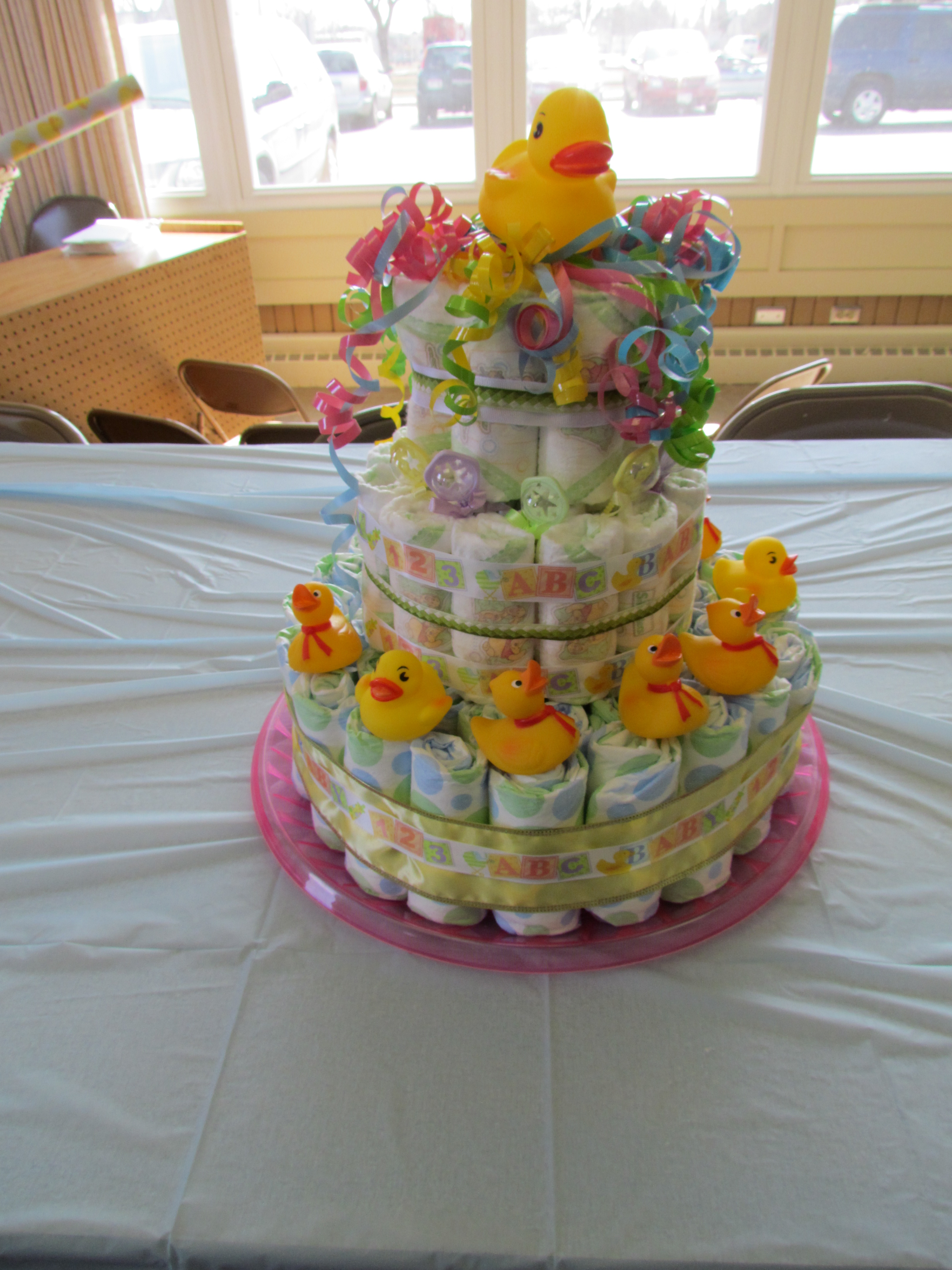 DIY Baby Shower Diaper Cake DIY Baby Shower Diaper Cake