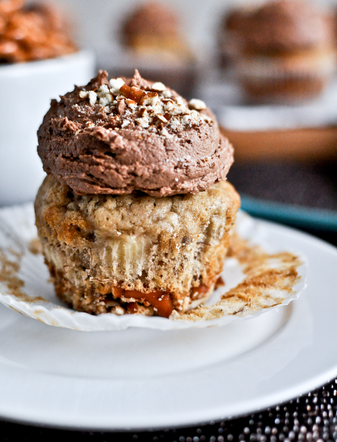 Peanut Butter Banana Cupcakes with Chocolate Frosting