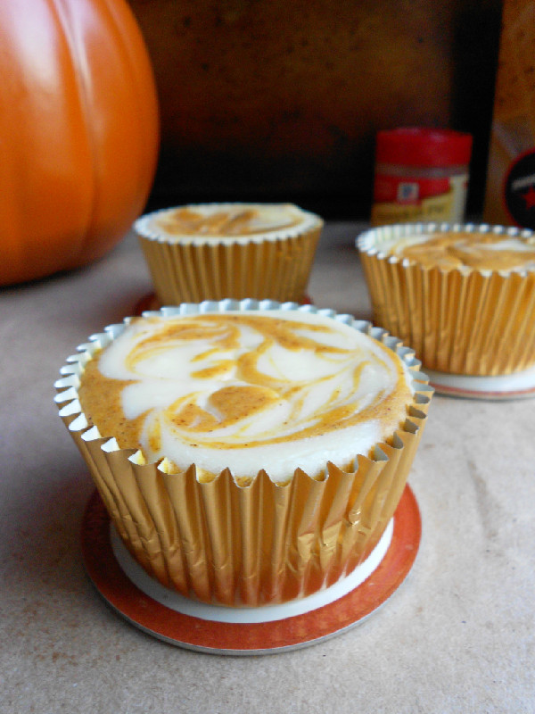 Pumpkin Swirl Cheesecake Cupcakes