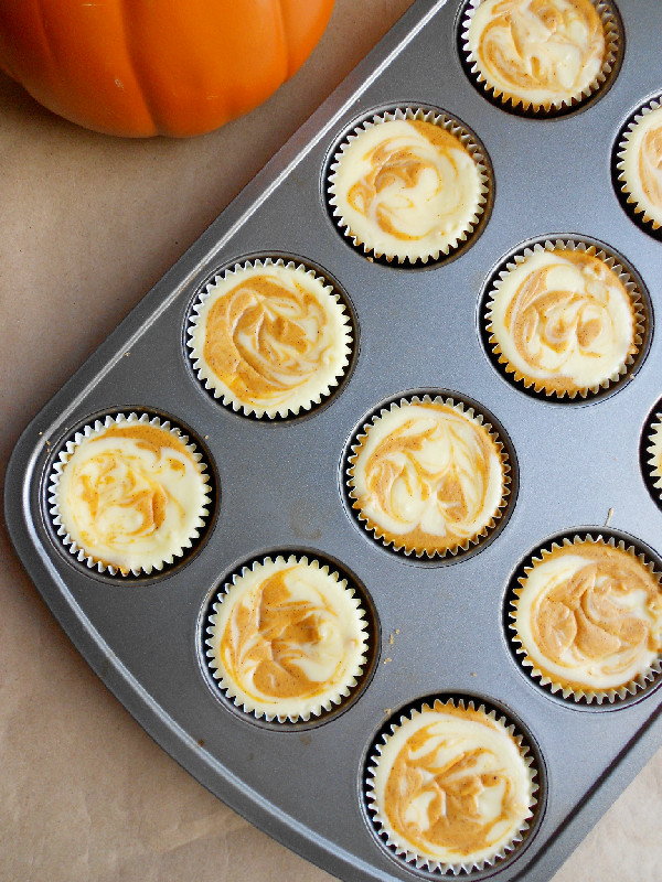 Pumpkin Swirl Cheesecake Cupcakes