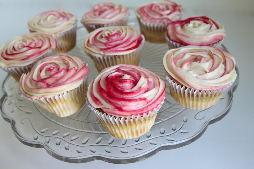 Rose Buttercream Frosting for Cupcakes