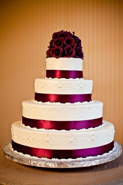 Sangria Color Wedding Cakes