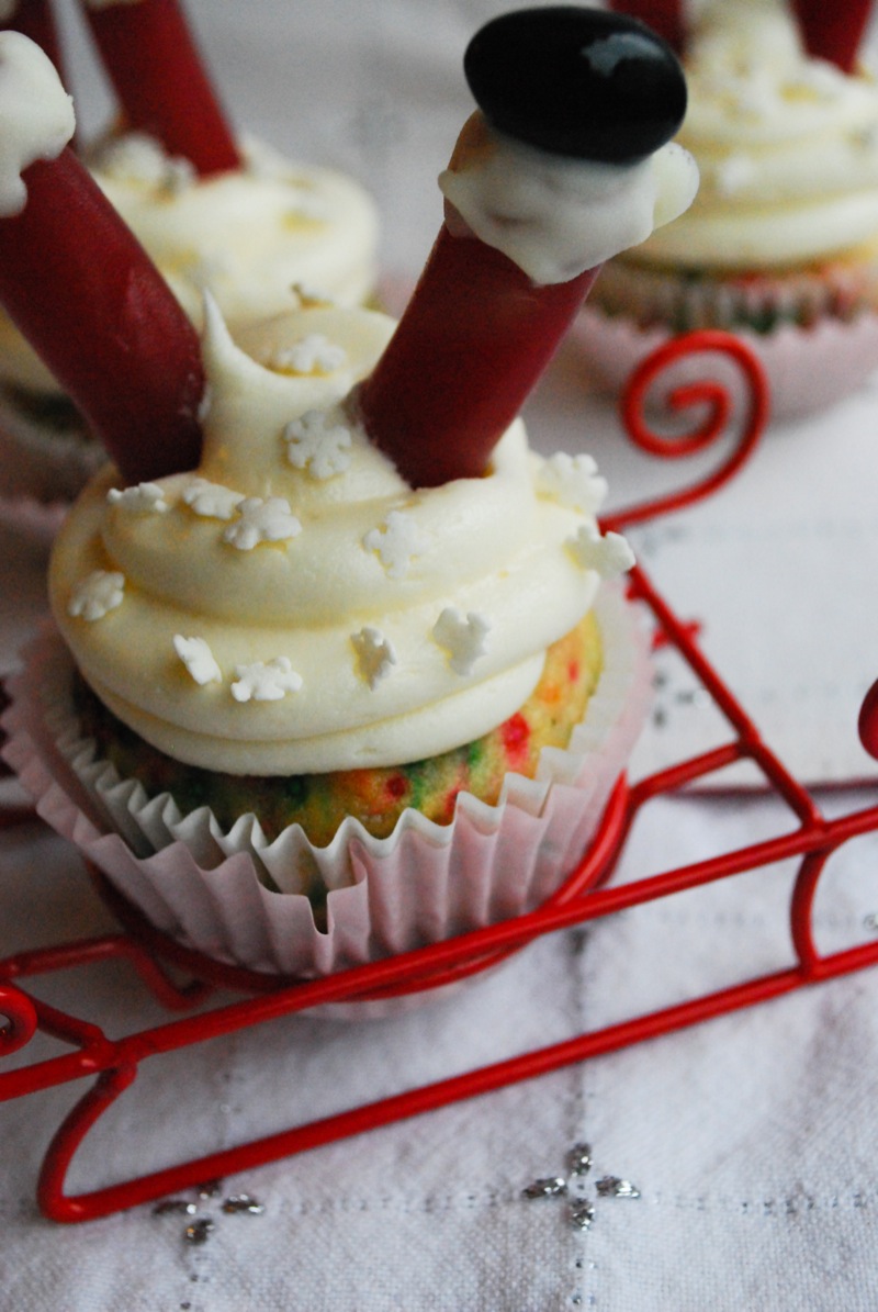 Santa Claus Cupcakes