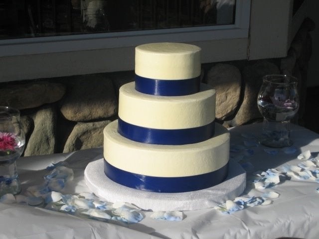 Simple Wedding Cake Ideas