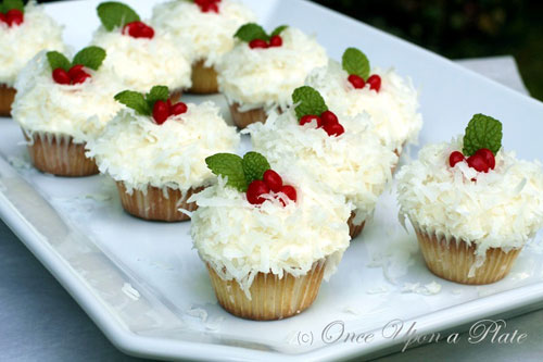 Vanilla Cupcakes with Cream Cheese Frosting