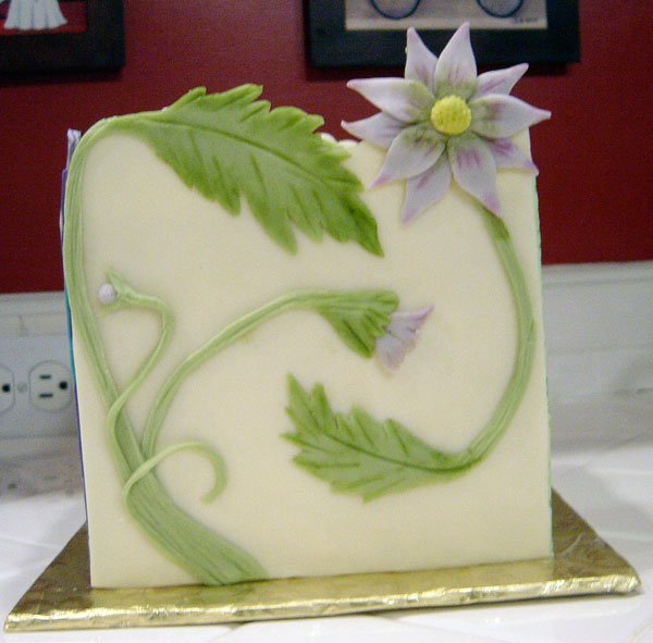 Vine with Flowers Cake