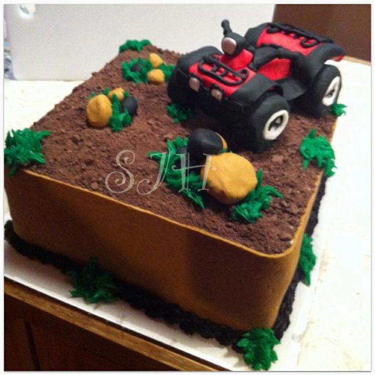 4 Wheeler Birthday Cake