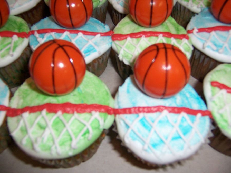 Basketball Cupcakes