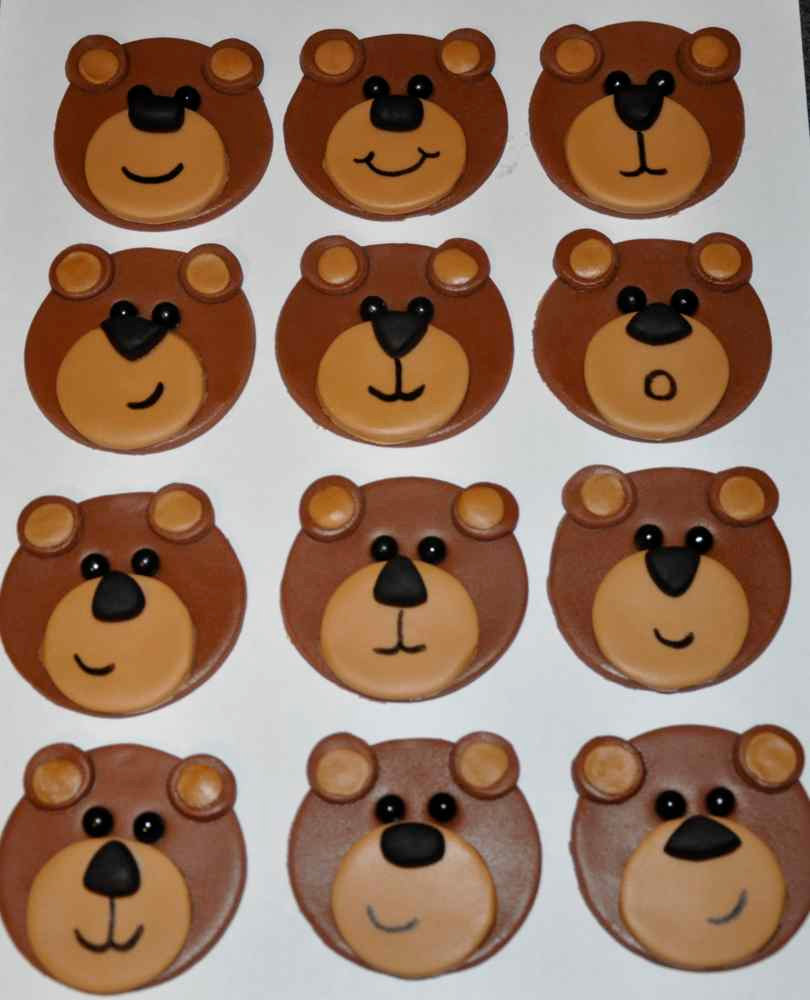 Bear Fondant Cupcake Toppers