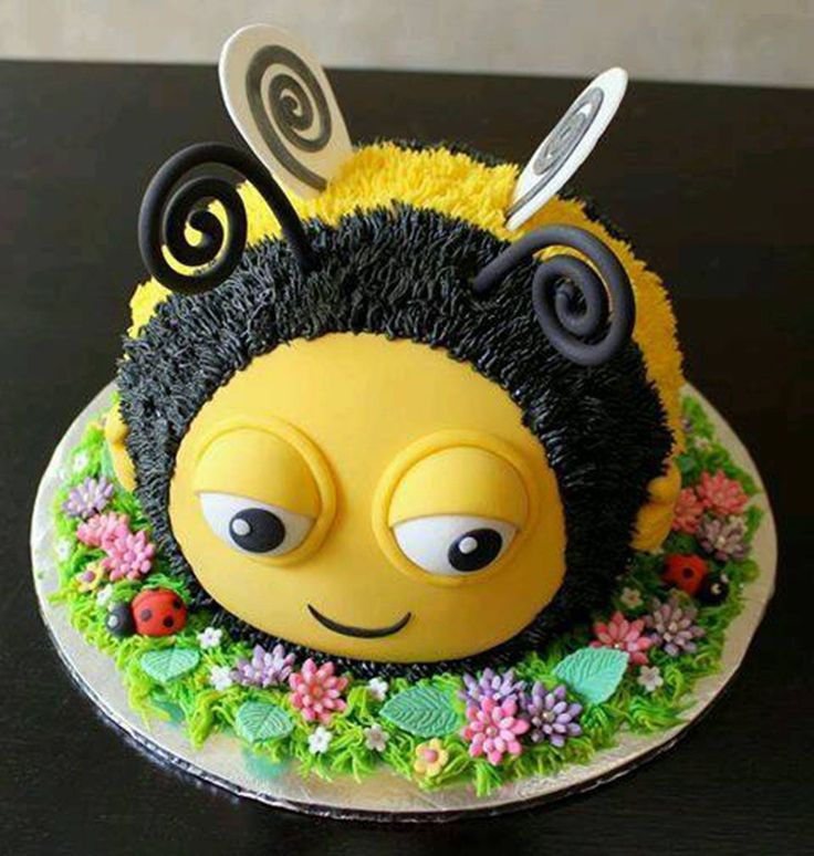 Bee Birthday Cake Ideas