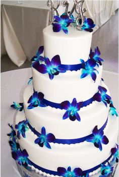 Blue and Purple Flower Wedding Cake