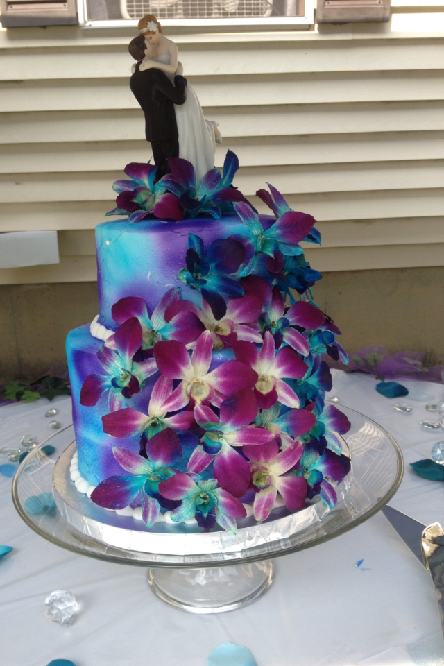 Blue and Purple Wedding Cakes with Orchids