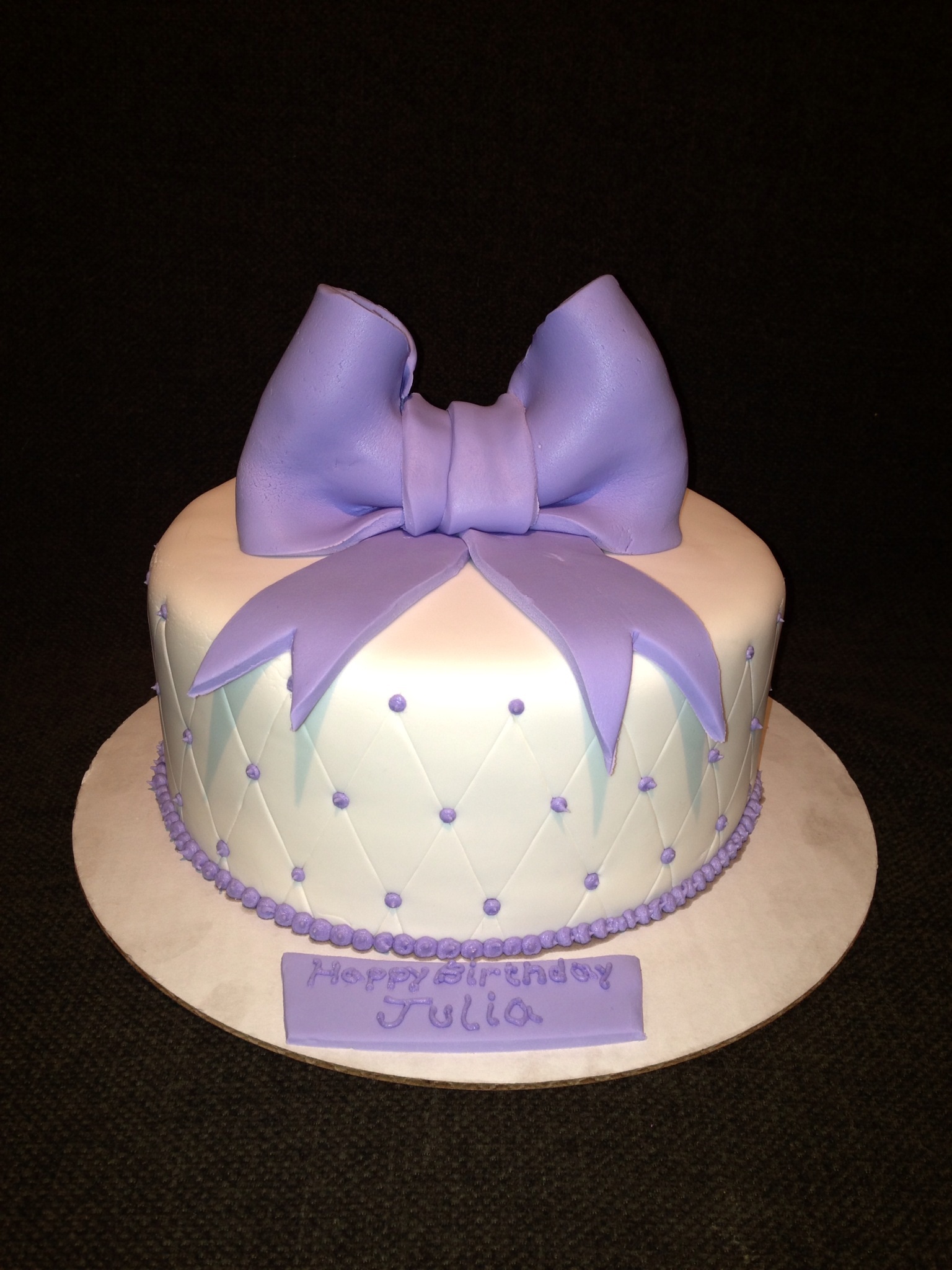 Bow Cake