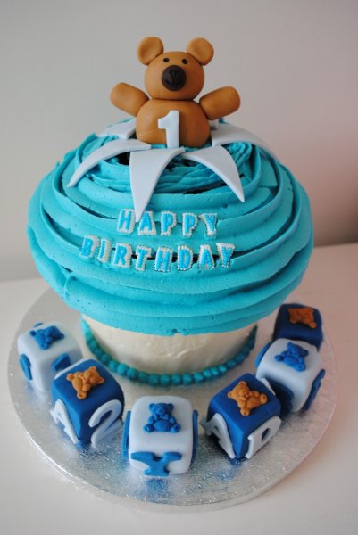 Boy 1st Birthday Giant Cupcake Cake Boy 1st Birthday Giant Cupcake Cake
