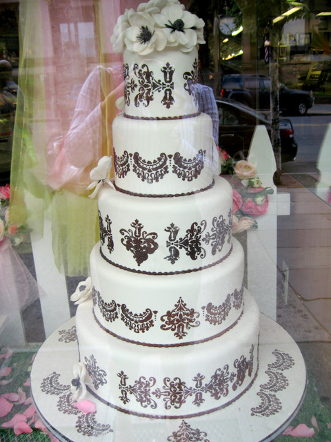 Buddy's Cake Boss Wedding Cake