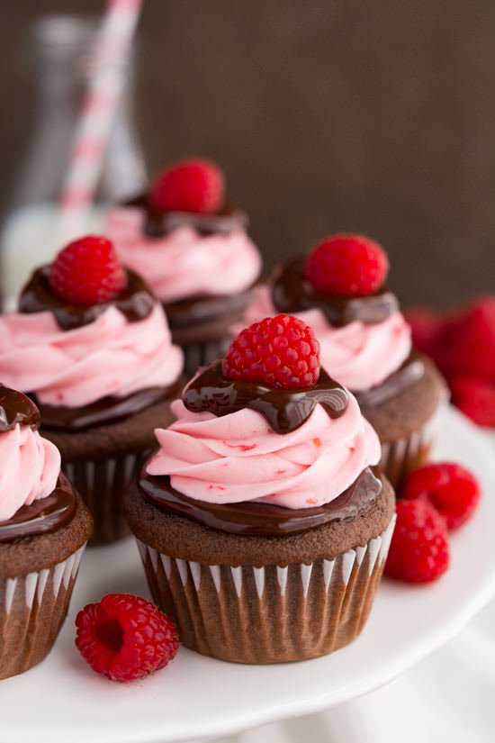 Chocolate Cupcakes with Raspberry Frosting