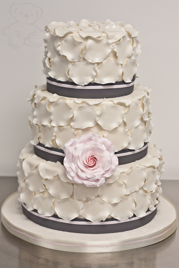 Classic Wedding Cakes