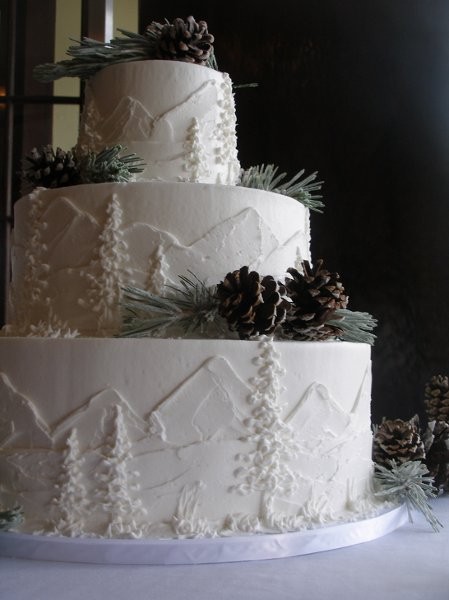 Colorado Mountain Wedding Cake