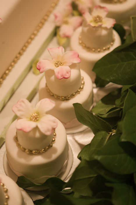 Custom Mini Wedding Cakes