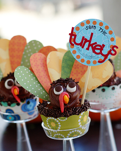 Cute Thanksgiving Turkey Cupcakes